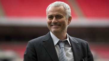 Desafios de Mourinho são tão grandes quanto o sonho de treinar o Manchester United