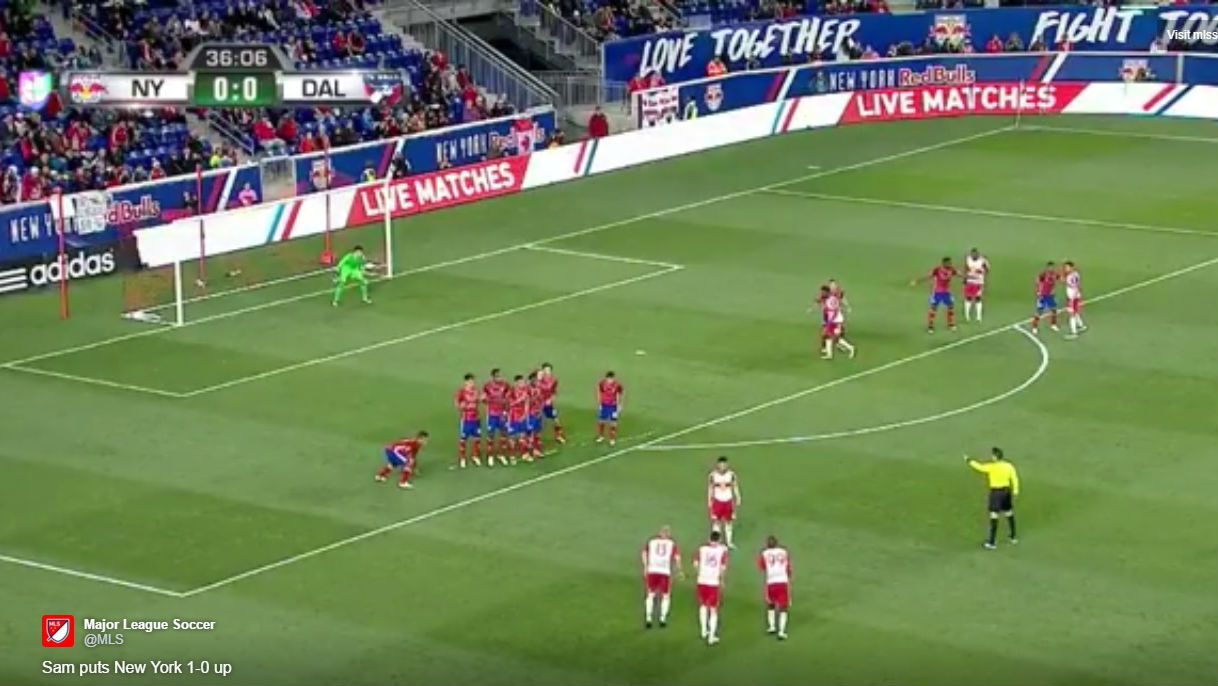 New York Red Bulls executou com sucesso uma elaborada cobran&ccedil;a de falta ensaiada