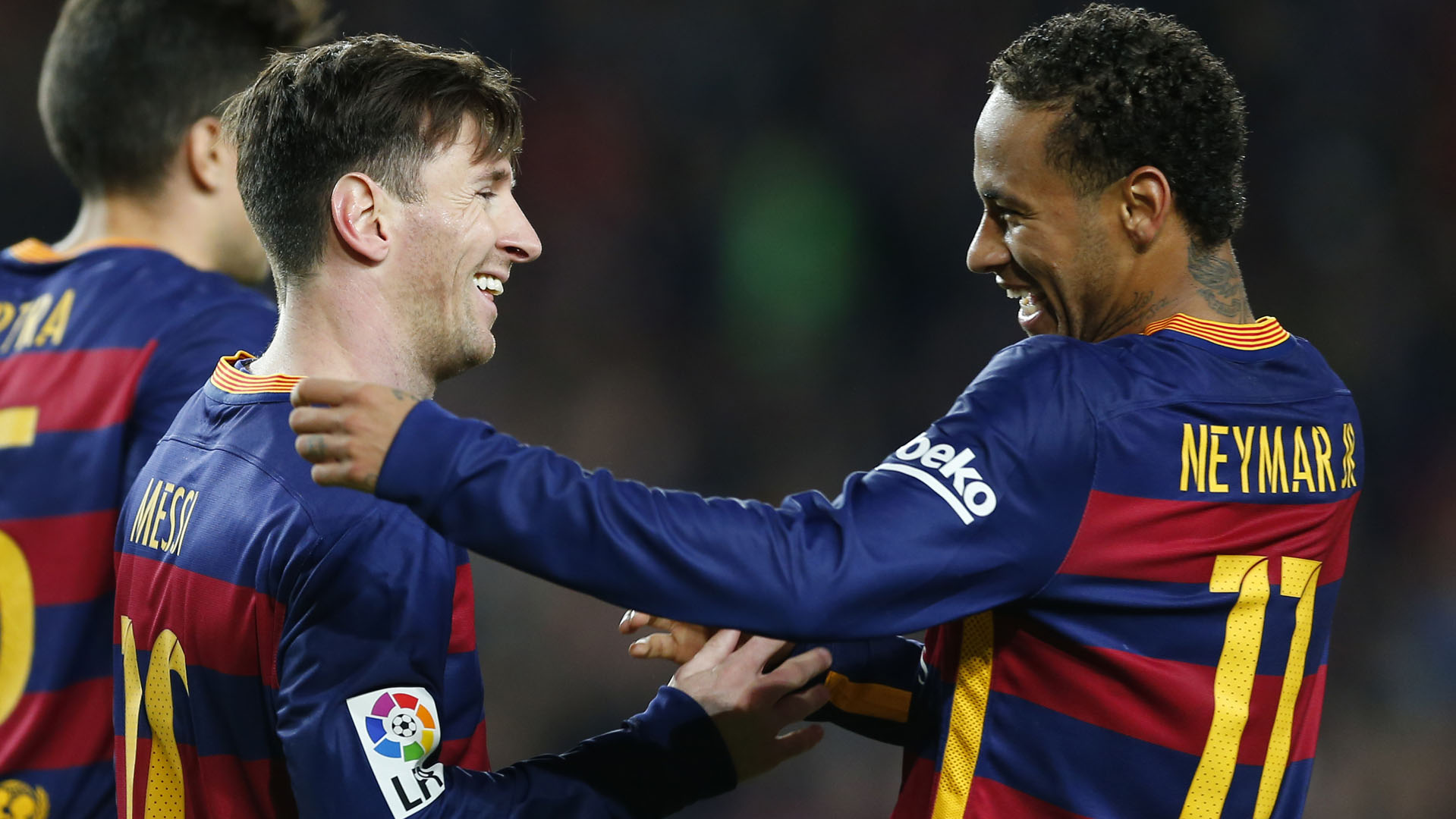 Neymar disc&iacute;pulo de Messi? Para Su&aacute;rez, o brasileiro segue os passos do argentino para ser o melhor