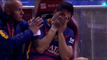 O choro de Suárez simboliza algo cada vez mais raro: o gosto de defender a seleção nacional