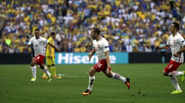 Polônia x Ucrânia foi burocrático como uma ida ao cartório e gol de Blaszczykowski decidiu