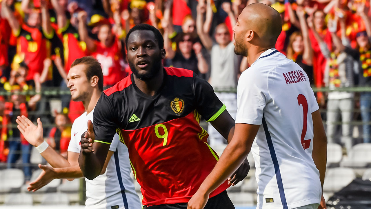 Lukaku marcou um gola&ccedil;o na virada da B&eacute;lgica sobre a Noruega