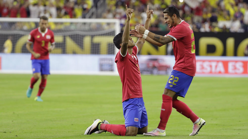 N&atilde;o valia muita coisa, mas Costa Rica x Col&ocirc;mbia acabou sendo um jogo bem divertido