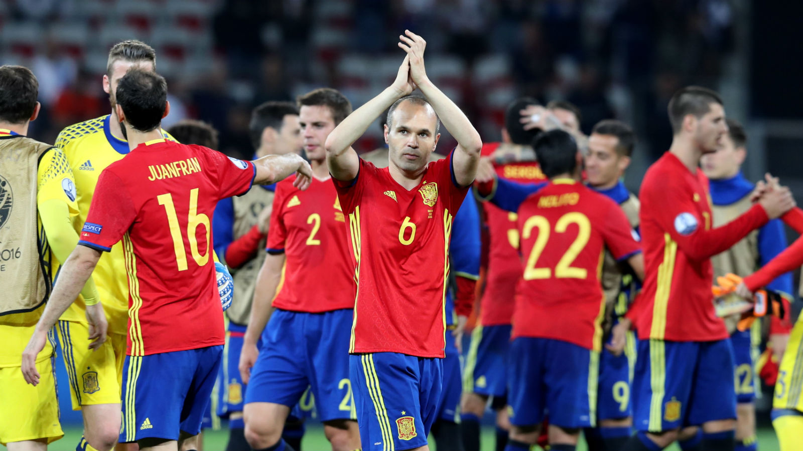 [V&iacute;deo] A genialidade de Iniesta no terceiro gol da Espanha foi muito al&eacute;m de um grande passe