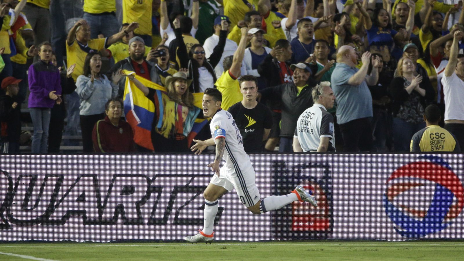Como &eacute; bom ver James Rodr&iacute;guez jogando toda a bola que sabe com a Col&ocirc;mbia
