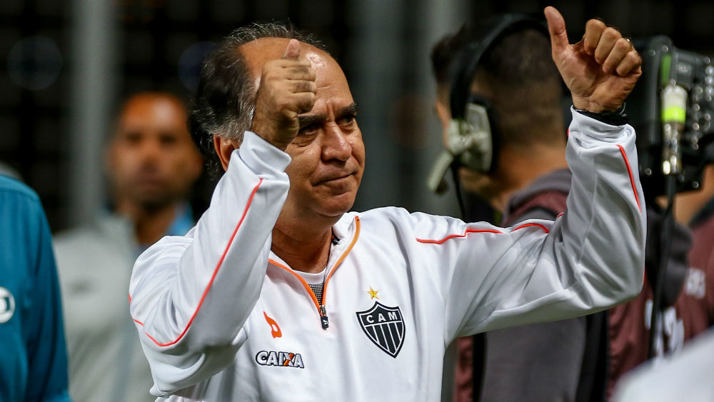 Jo&atilde;o Carlos franga feio, e sai a primeira vit&oacute;ria de Marcelo Oliveira no Galo
