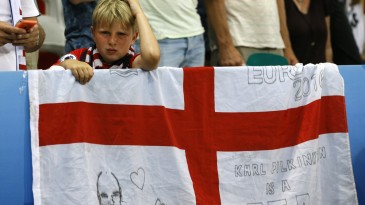 Inglaterra venceu apenas seis jogos de mata-mata em 50 anos desde o título mundial