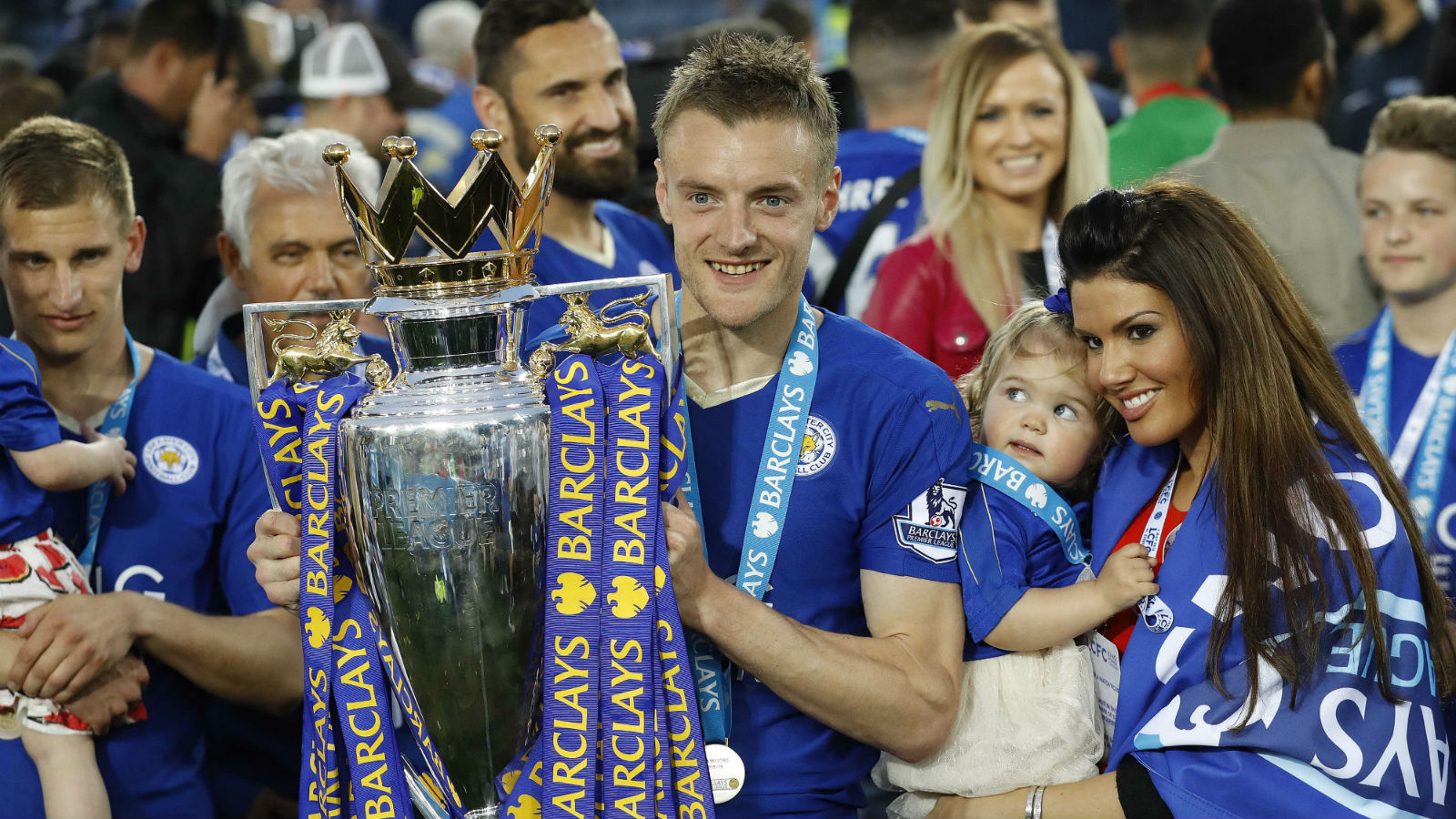 A lealdade que todo torcedor espera de seu &iacute;dolo: Vardy segue seu conto de fadas no Leicester