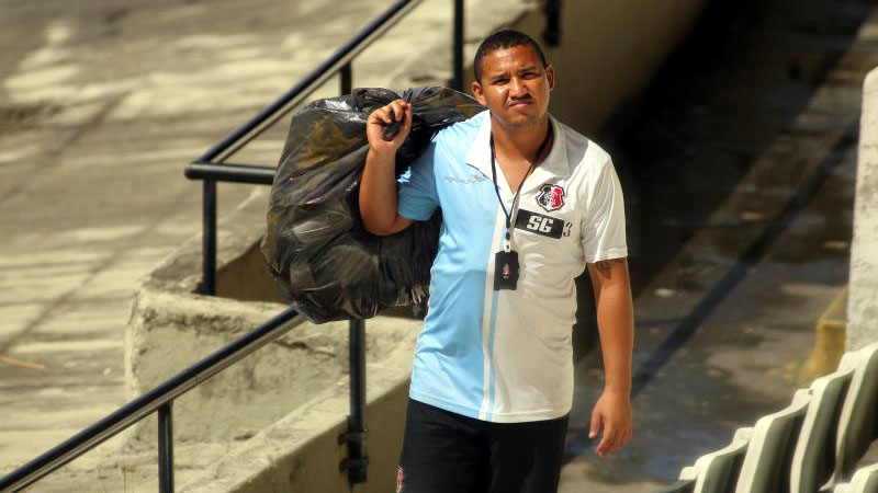 Santa Cruz tomou grande atitude com catadores no projeto Jogo Limpo