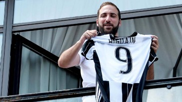 Higuaín lidera lista de 10 contratações mais caras desta janela de transferências