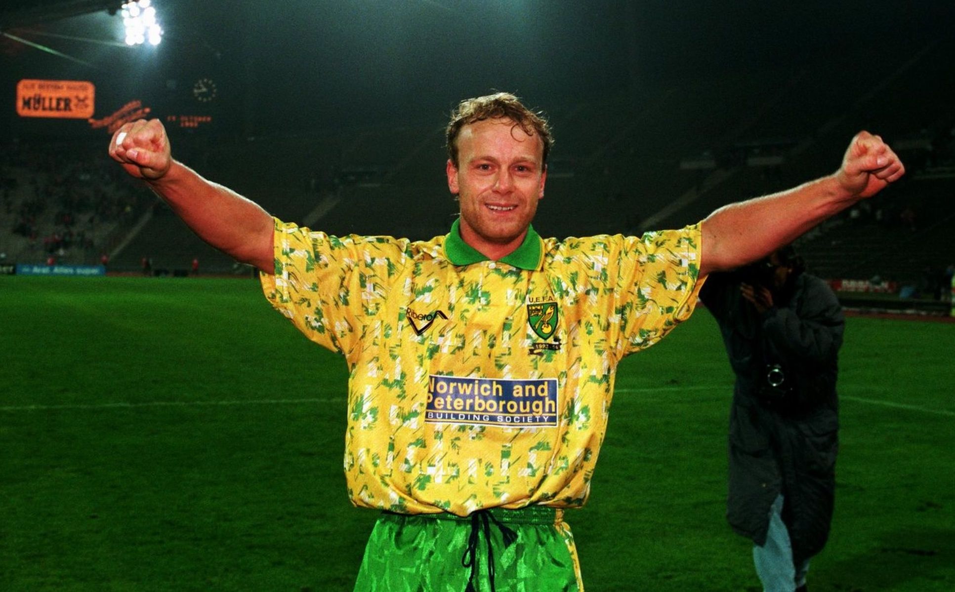 A camisa do Norwich em 1994