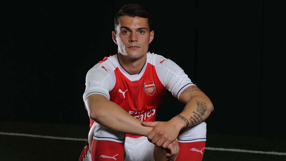 Granit Xhaka, do Monchengladbach ao Arsenal (&euro; 35 milh&otilde;es): A primeira grande contrata&ccedil;&atilde;o da janela de transfer&ecirc;ncias e, at&eacute; agora, a &uacute;nica movimenta&ccedil;&atilde;o de Wenger. 