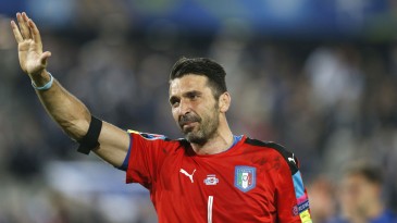 Buffon fala sobre aposentadoria, mas ainda quer dois anos de carreira