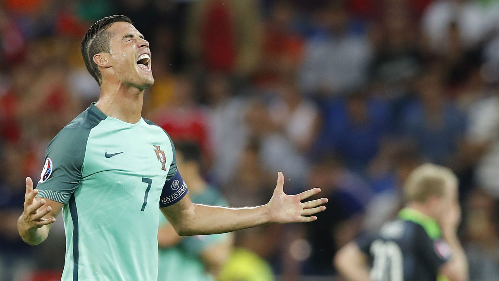 Cristiano d&aacute; um grande passo para se colocar em definitivo entre as maiores lendas da Euro