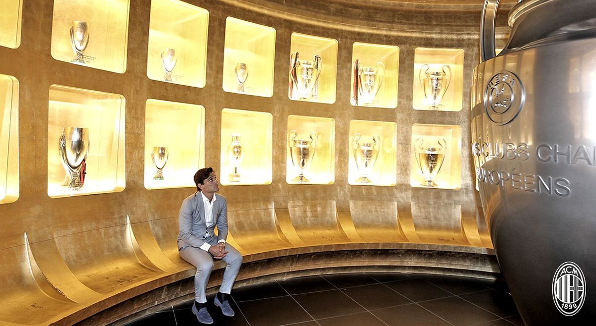 Montella: &ldquo;&Eacute; inaceit&aacute;vel que o Milan esteja fora de competi&ccedil;&otilde;es europeias h&aacute; tr&ecirc;s anos&rdquo;