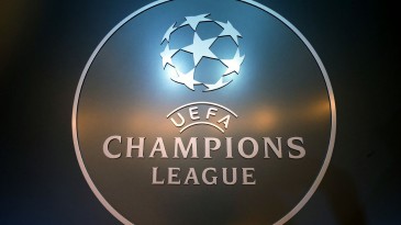 O que a Uefa chama de evolução é apenas uma maneira de enriquecer quem já é muito rico