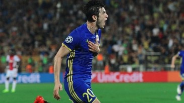 Depois de quase falir, Rostov arrasa Ajax para chegar à fase de grupos da Champions