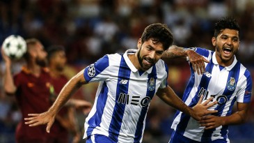 Na terra da pizza, só deu azeite: Porto mantém sina italiana e despacha Roma