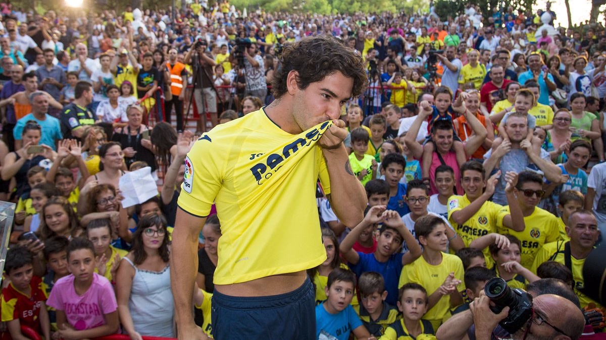 Alexandre Pato, camisa 10 do Villarreal (Foto: Reprodu&ccedil;&atilde;o/Twitter)