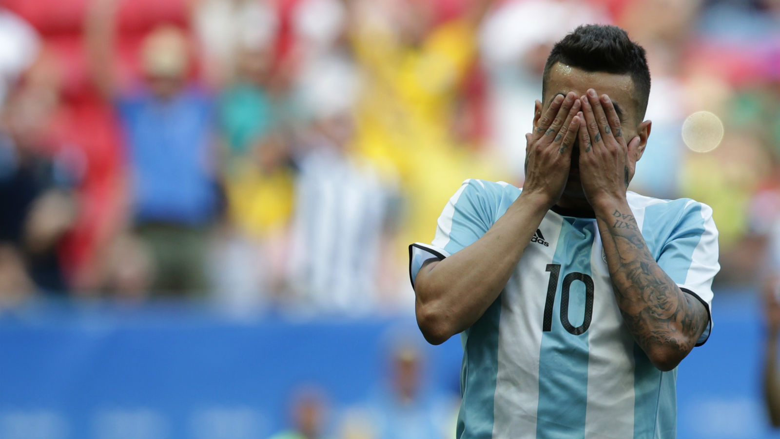 Foi a pr&oacute;pria AFA quem cavou o buraco para o papel&atilde;o da Argentina nos Jogos Ol&iacute;mpicos