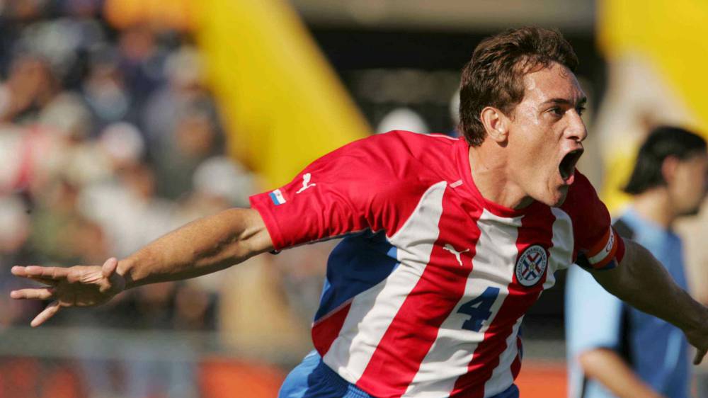 Para &ldquo;dar hierarquia&rdquo; &agrave; Copa Paraguai, t&eacute;cnico promete o retorno de Gamarra ao futebol