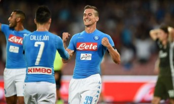 Milik já provou o oportunismo, mas foi Mertens quem desequilibrou no jogaço contra o Milan