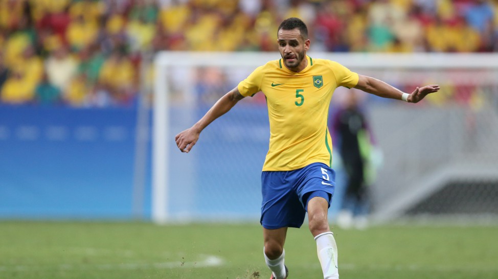Em tarde na qual v&aacute;rios foram mal, a atua&ccedil;&atilde;o ruim de Renato Augusto pesou contra a Sele&ccedil;&atilde;o