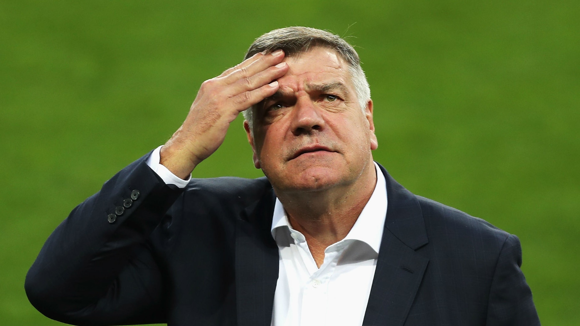 Primeiro jogo de Big Sam pela Inglaterra teve mais cara de sequ&ecirc;ncia do que estreia