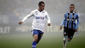 Porta dos desesperados no Brasileirão, jogão na Inglaterra e clássico na França e na Itália