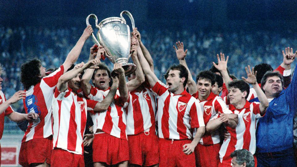 Relembre o Estrela Vermelha, time campe&atilde;o europeu no meio da guerra civil