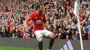 Descartado por Mourinho no Chelsea, Mata agora é peça-chave do técnico português no United