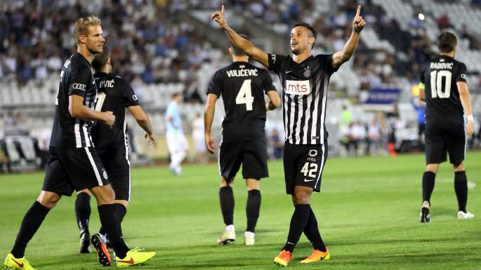 O gosto da loucura: brasileiro decide cl&aacute;ssico s&eacute;rvio para o Partizan contra Estrela Vermelha