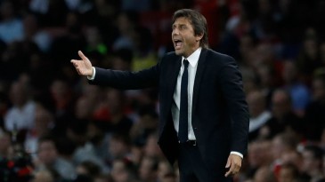 Conte: “Somos um grande time apenas no papel, não em campo, e o campo é a verdade”