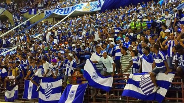 O primeiro jogo da decisão da Série D contou com uma imensa festa azulina em Maceió