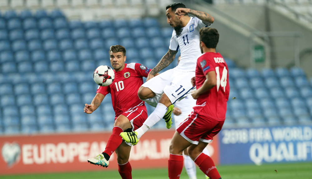 Com um golpe de carat&ecirc;, Mitroglou fez um gola&ccedil;o para a Gr&eacute;cia