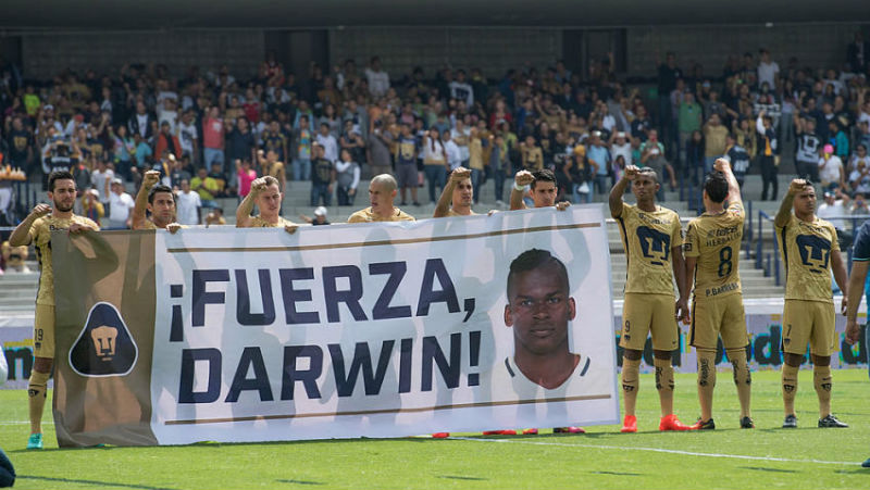 O Pumas deixou a rivalidade de lado para desejar melhoras a &iacute;dolo do Am&eacute;rica