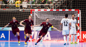 Irã vende caro, até o último lance, mas Rússia finalmente é finalista de Copa do Mundo