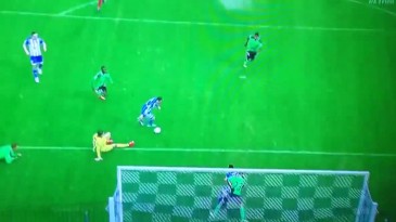[Vídeo] Este gol perdido na Polônia é simplesmente inacreditável