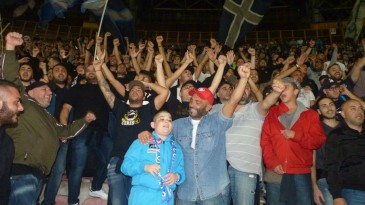 Garoto de 12 anos com câncer foi líder dos ultras do Napoli por um jogo