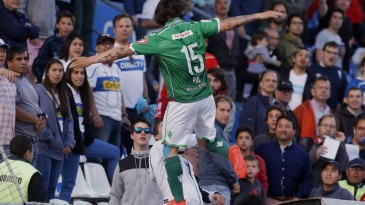 Jogador do Audax Italiano dá chute à Cantona em torcedor e vai preso no Chile