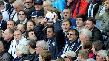 Bom humor é tudo: torcida do West Brom transformou posse de bola contra o City em canto