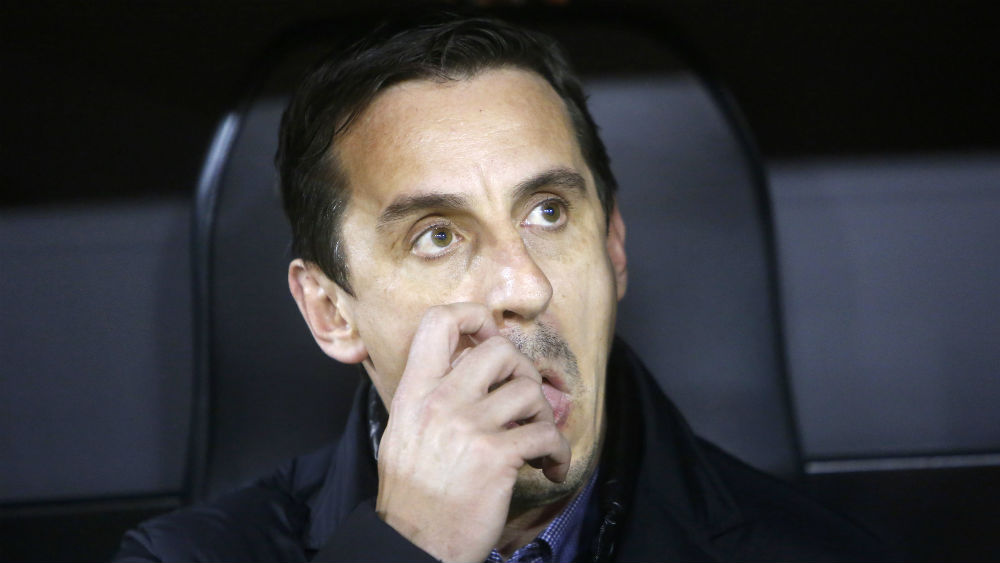 Trauma? Gary Neville n&atilde;o treinar&aacute; nenhum time por pelo menos cinco anos