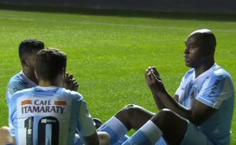 Comemoração de gol na sexta à noite? Itamar, do Londrina, esculachou: truco e cerveja