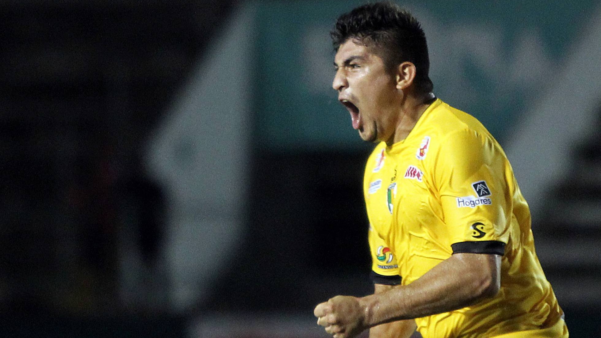 Jogador mexicano se posiciona de forma corajosa contra grito homof&oacute;bico no est&aacute;dio