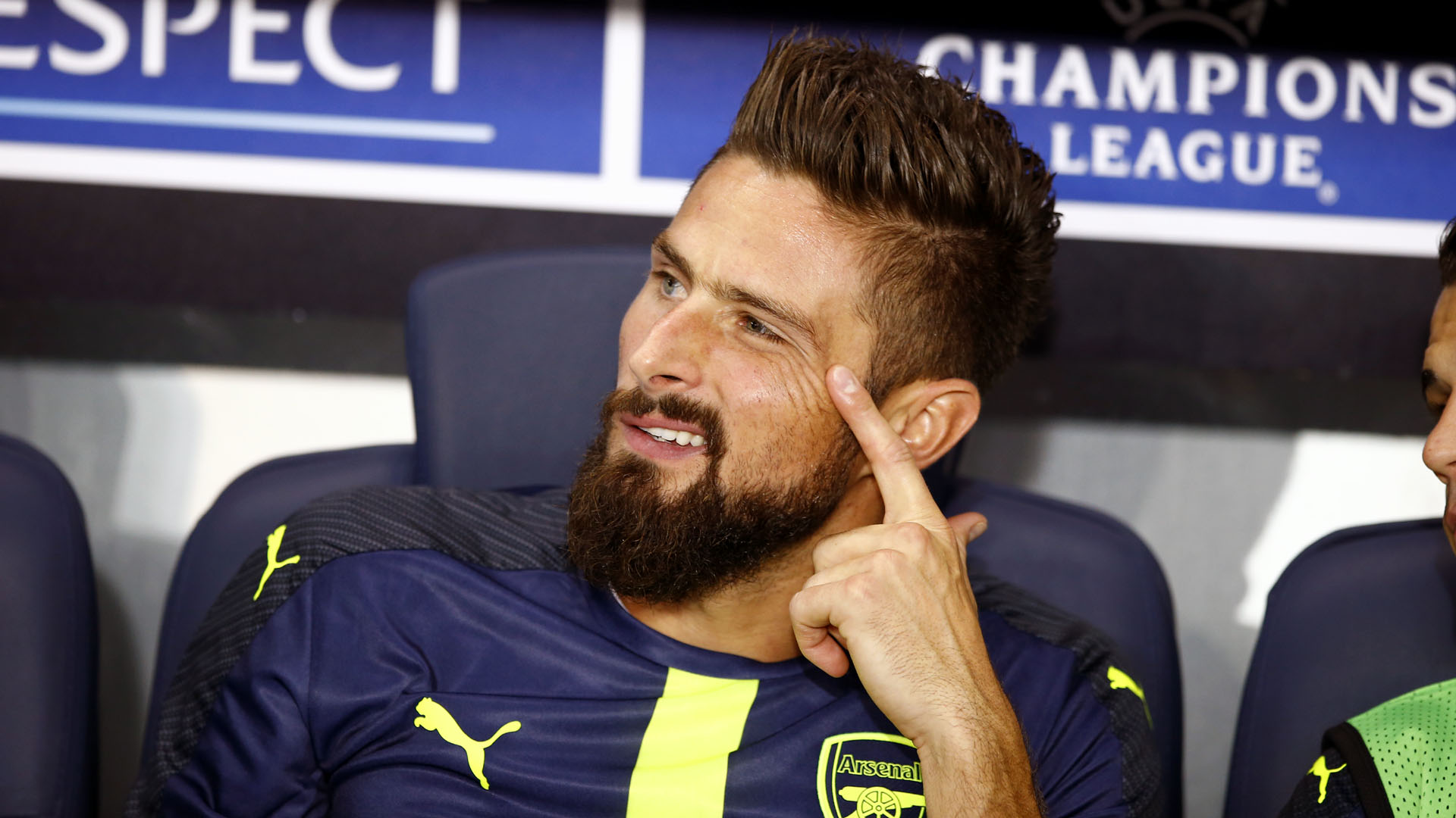 Giroud est&aacute; decepcionado pela reserva no Arsenal. Ele tem raz&atilde;o em reclamar?