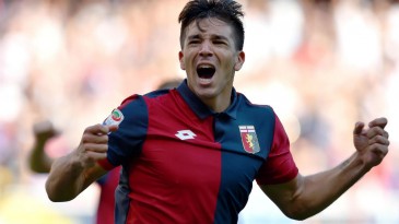 Gio Simeone destruiu a Juventus, e grande primeiro tempo dá vitória ao Genoa