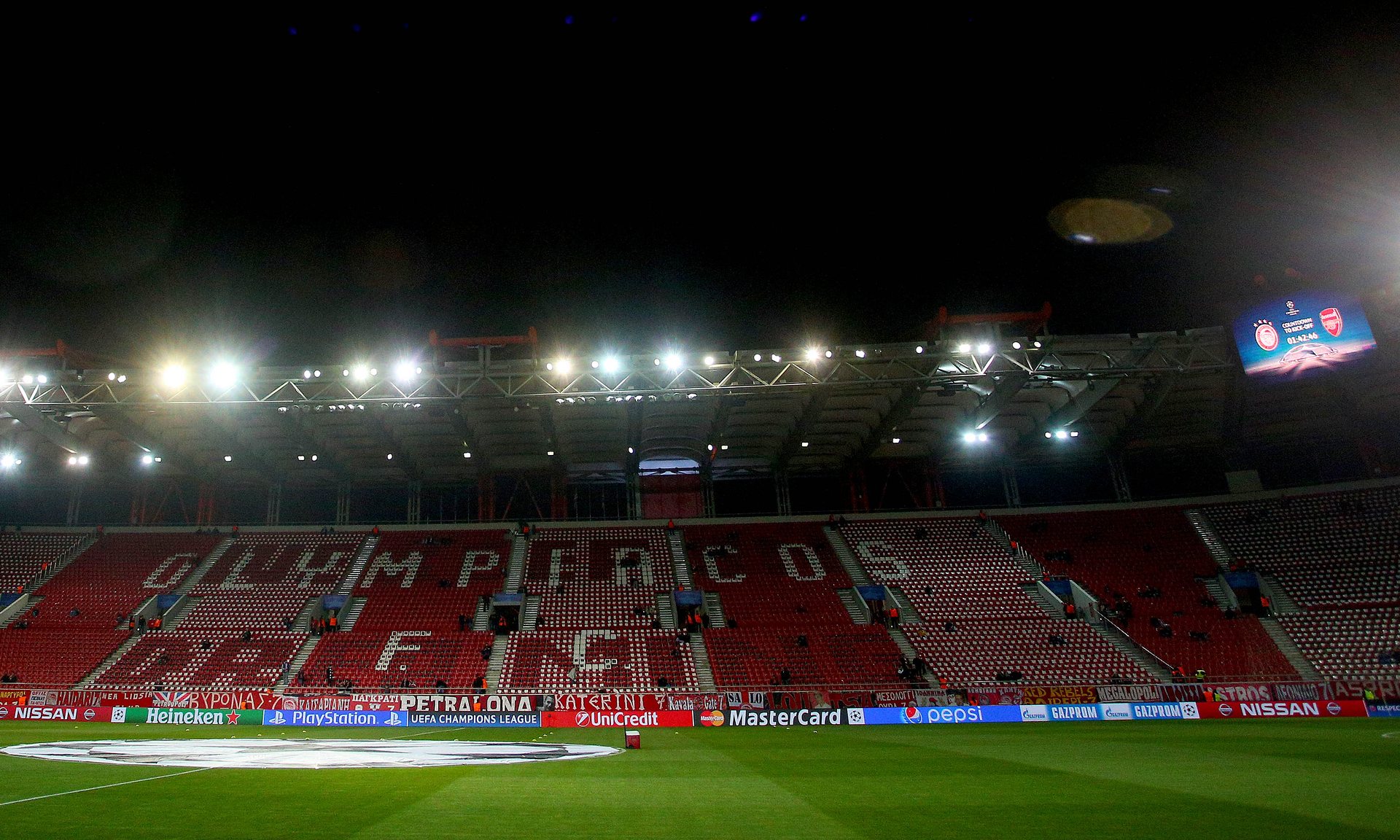 Futebol &eacute; paralisado na Gr&eacute;cia ap&oacute;s suspeita de inc&ecirc;ndio criminoso na casa do chefe de arbitragem