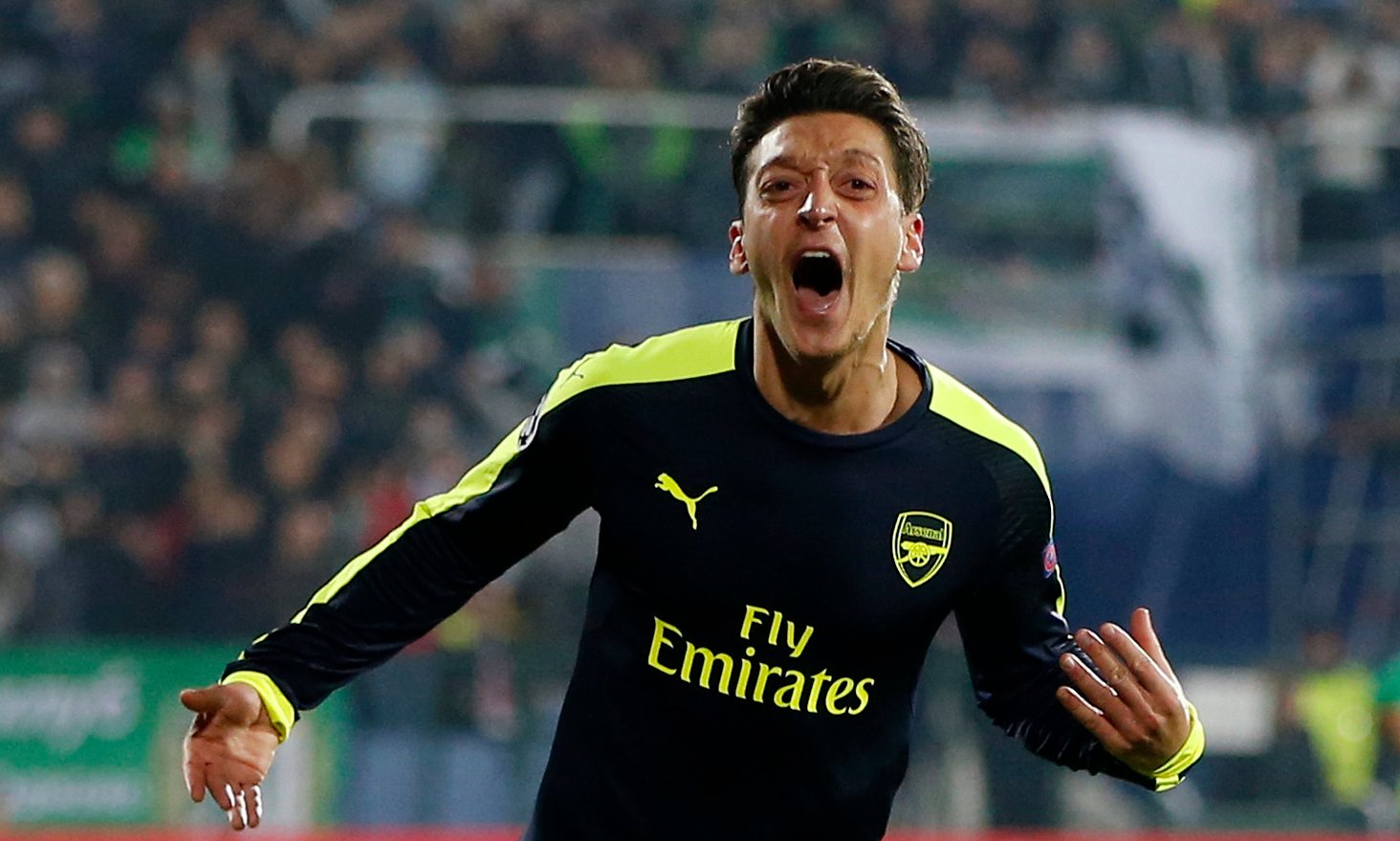 N&atilde;o h&aacute; palavras para definir o qu&atilde;o fant&aacute;stico foi o gol de &Ouml;zil contra o Ludogorets