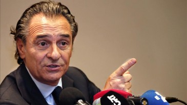 O caos do Valencia teve mais um capítulo: o pedido de demissão de Prandelli