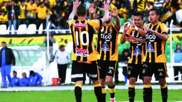 Bolívar esteve perto, muito perto do título, mas o novo campeão boliviano é o The Strongest